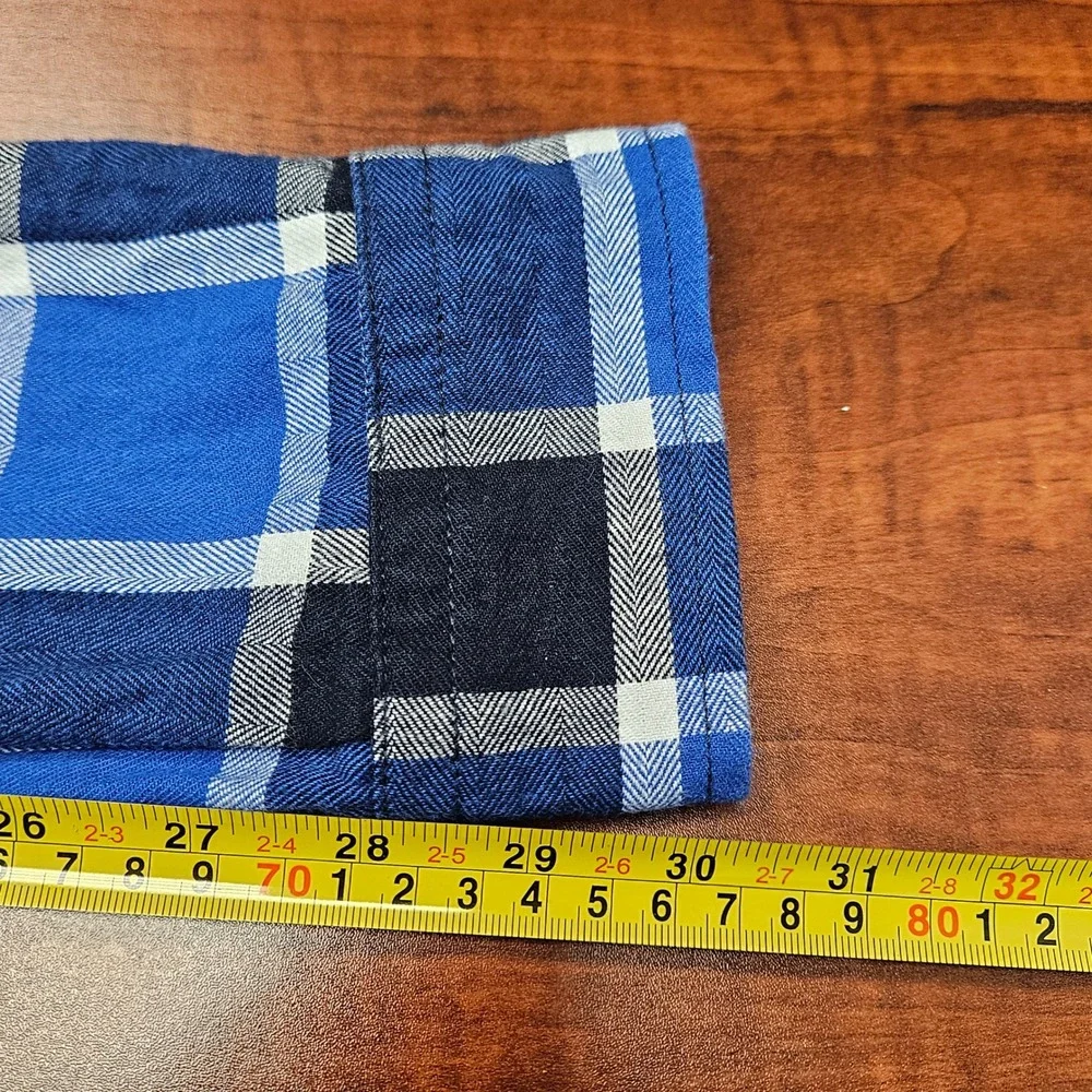 Duluth Trading Co Women's L Free Swingin Flannel Shirt Blue Black Plaid L - Picture 7 of 11